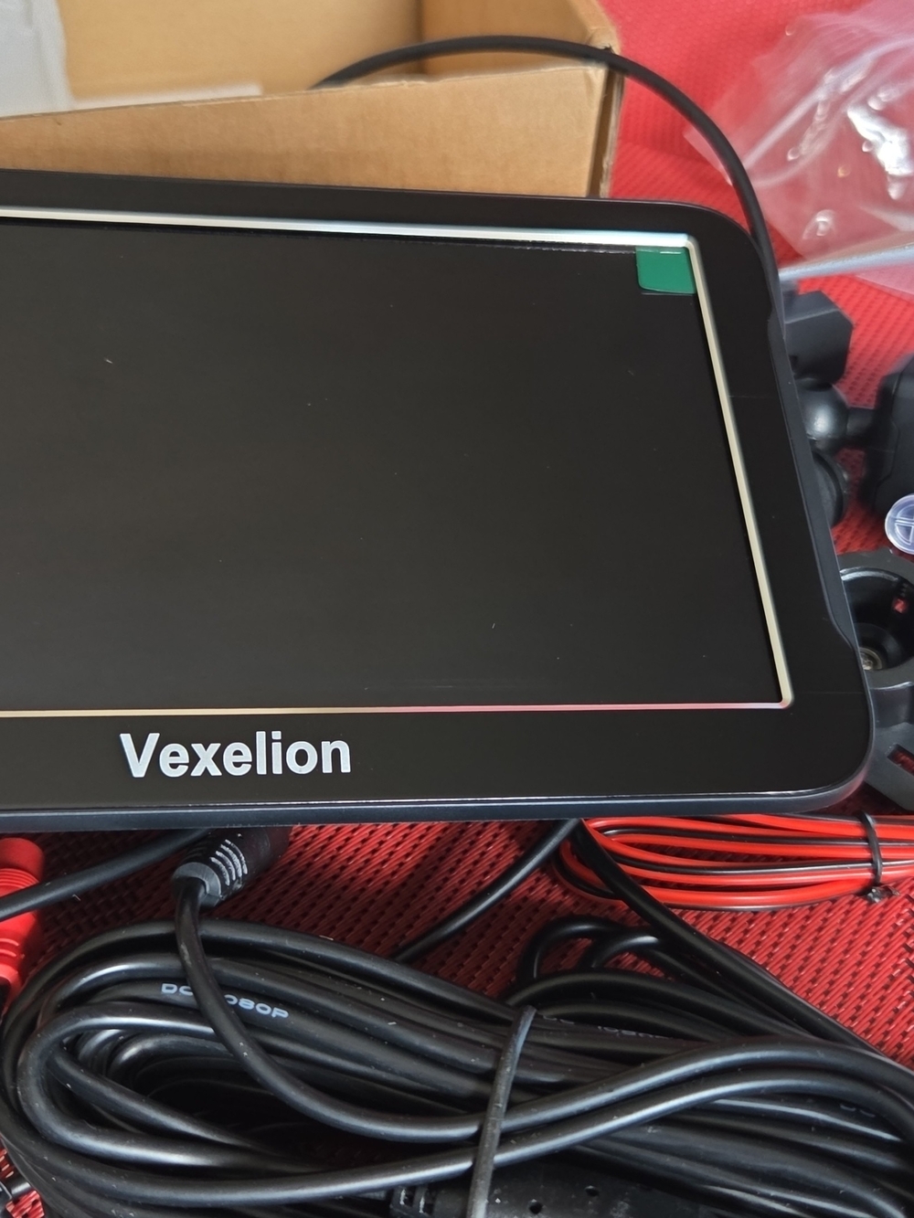 Vexelion HD Rear/Front View Camera & Monitor Kit - Picture 2 of 5
